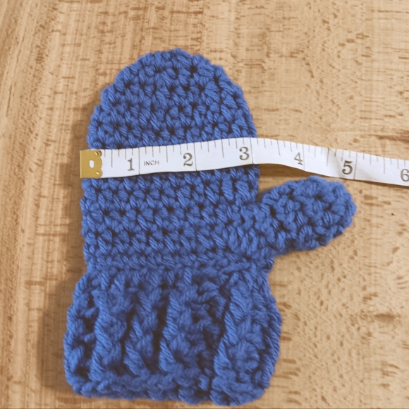 Handmade Toddler Boy Mittens - Picture 1 of 3